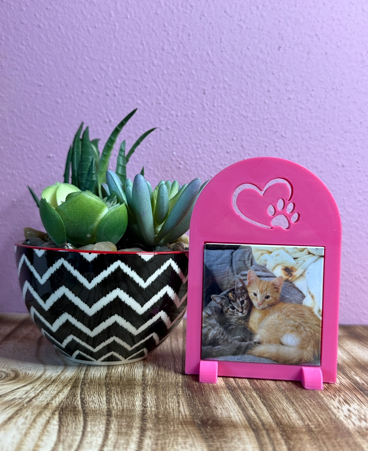 Frames & Ornaments